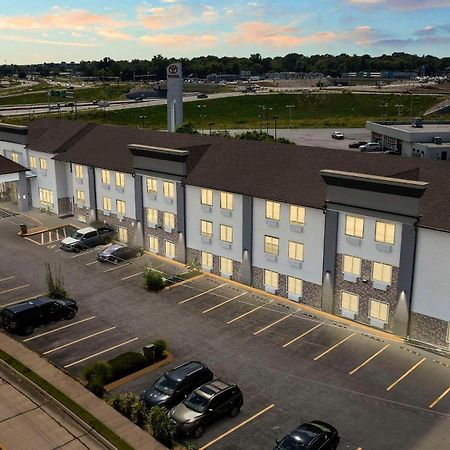 Comfort Inn & Suites St Louis-ヘーゼルウッド エクステリア 写真