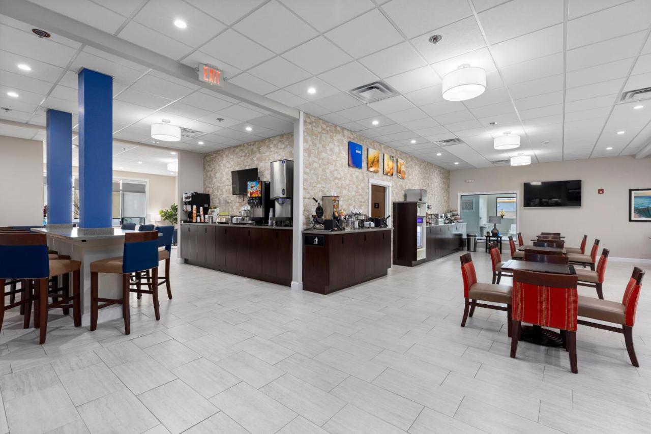 Comfort Inn & Suites St Louis-ヘーゼルウッド エクステリア 写真