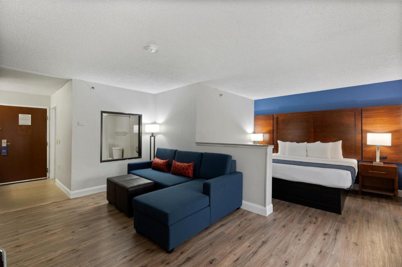 Comfort Inn & Suites St Louis-ヘーゼルウッド エクステリア 写真